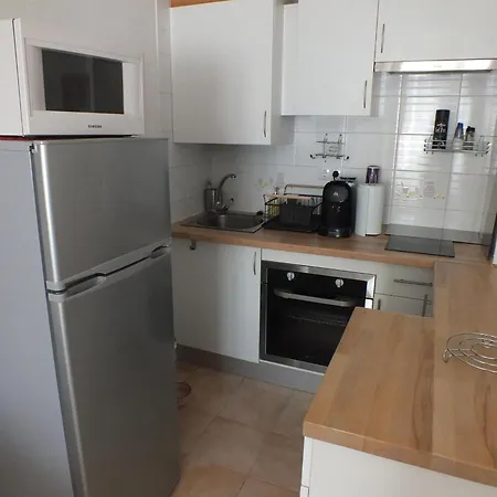 Renovado Cerca De La Playa Con Terraza 4 Personas En - Es-204-73 * Roses