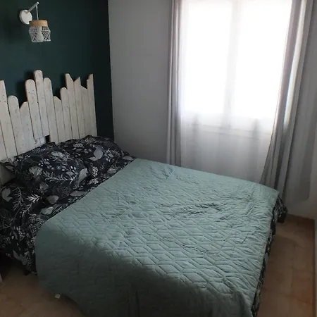 Renovado Cerca De La Playa Con Terraza 4 Personas En - Es-204-73