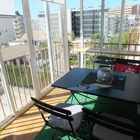 Renovado Cerca De La Playa Con Terraza 4 Personas En - Es-204-73 Roses