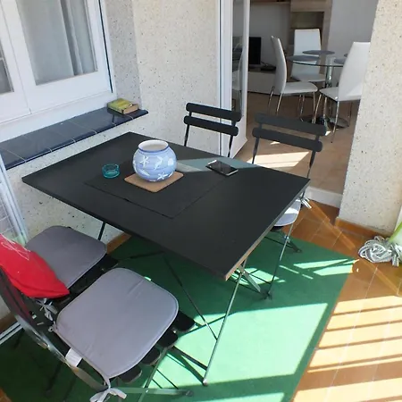 Renovado Cerca De La Playa Con Terraza 4 Personas En - Es-204-73 ロザス